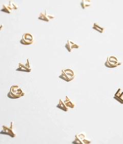 تصویر گردنبند نخ نامرئی حرف O 