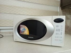 تصویر مایکروویو سامسونگ 