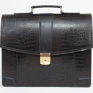 تصویر فروشگاه چرم لوک