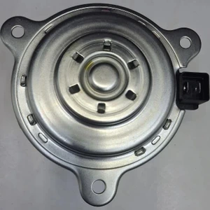 تصویر فروشگاه لوازم یدک قایم خمینی شهر