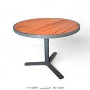 تصویر میز گرد چوبی کافه 