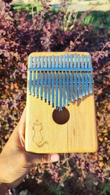 تصویر کالیمبا چوبی کالی مون طرح گربه رنگ قهوه ای 