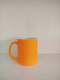 تصویر چاپ عکس و متن روی(ماگ های رنگی) 