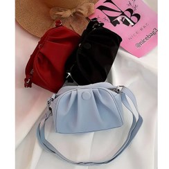 تصویر کیف دوشی زنانه مدل چیچک چرم مصنوعی 