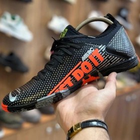 تصویر کفش فوتسال نایکی مدل سالنی رنگ مشکی 