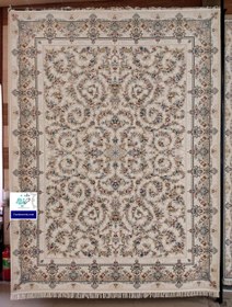 تصویر فرش طرح لیلیوم زمینه کرم کاراملی 