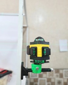 تصویر تراز لیزری شارژی چهار بعدی ریموت دار دیوالت Dewalt Dewalt Remote four-dimensional laser level