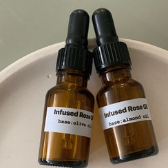 تصویر روغن گل رز 