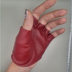 تصویر دستکش چرم طبیعی فانتزی نیم انگشتی سایز دست شما - قهوه ای 