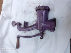 تصویر چرخ گوشت قدیمی چرخ گوشت دستی 