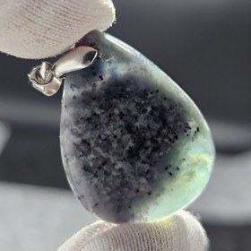 تصویر گردن آویز سنگ یشم خاص معدنی کد 32264 