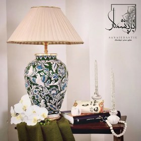 تصویر آباژور رومیزی سبز درباری با بال فیروزه ایی 