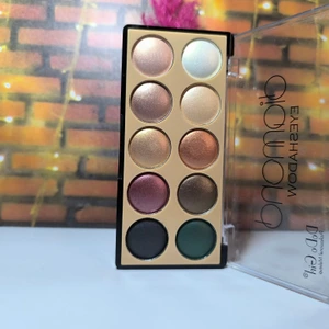 تصویر فروشگاه ممتاز کاسمتیک