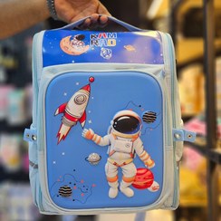 تصویر کوله پشتی پسرانه فضانوردی صندوقی 