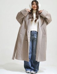 تصویر پالتوی اورسایز خاکی روشن 