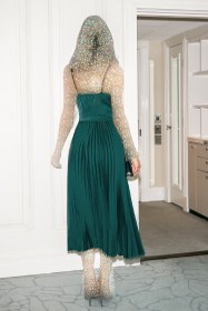 تصویر پیراهن زنانه ماکسی ساتن برند کاپشی کد:۱۳۹۸ Cupshe