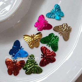 تصویر پروانه ی پولکی رنگی 