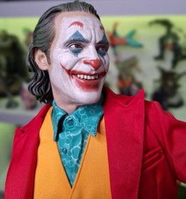 تصویر مجسمه جوکر ۱/۳ مقیاس 