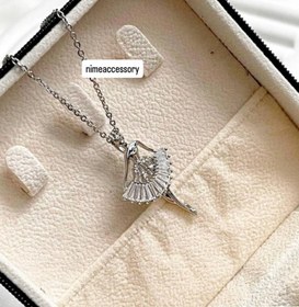 تصویر گردنبند بالرین نگین دار 