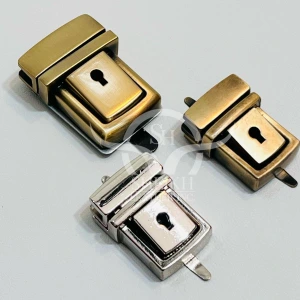 تصویر فروشگاه چرم شیخ الاسلامی