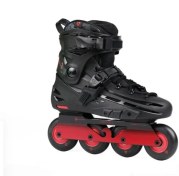 تصویر اسکیت فلایینگ ایگل F4+ Raven – انتخاب حرفه‌ای‌ها برای فری‌استایل و اسکیت شهری قدرت و زیبایی در کنار راحتی؛ تجربه متفاوت با اسکیت F4+ Raven سفید