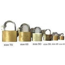 تصویر قفل آویز طلایی سایز 32 Golden pendant lock size 32