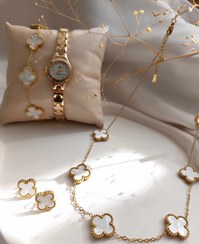 تصویر ست ونکلیف سفید طلایی استیل 