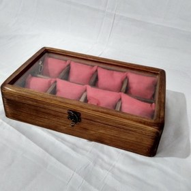 تصویر جعبه چوبی ساعت درب شیشه ای با بالشتک 