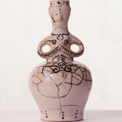 تصویر گلدان و یا شمعدان الهه مادر 