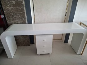 تصویر میز ناخن دونفره 