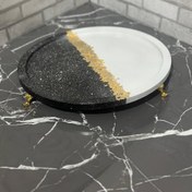 تصویر سینی پذیرایی دایره سنگ مصنوعی با پایه برنجی 10 س - مشکی سفید 