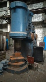 تصویر پتک ۱۰۰۰ کیلو هیدرولیک روس 