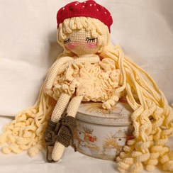 تصویر عروسک دست باف دختر قارچ دوست داشتنی 