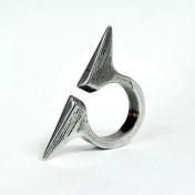 تصویر انگشتر استیل دفاع شخصی 