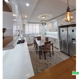 تصویر کابینت آشپزخانه سنگپ ام دی اف هایگلاس با کورین و کوارتز 