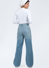 تصویر شلوار جین نیم بگ آبی روشن ۳۰۰۰۷۱۹۰ Light Blue Women's Semi-Baggy Royal Jeans