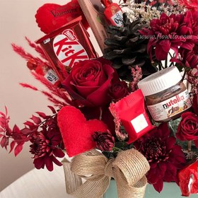 تصویر گل و شکلات کد 12 | کد: ZNB-P5Q 