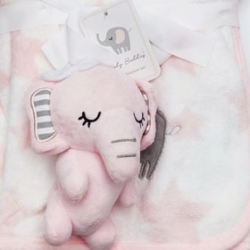 تصویر پتو عروسکی نوزاد طرح فیل صورتی 
