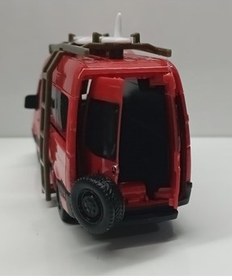 تصویر مدل خودرو مینی‌بوس مرسدس بنز اسپرینتر در مقیاس 1:50 دیانومی MAISTO 12 سانتی‌متر اورجینال Maisto 