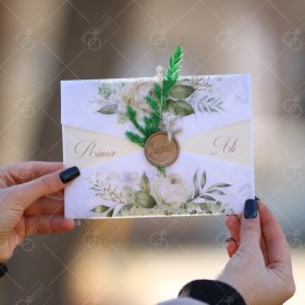 تصویر کارت عروسی کالکی با گل خشک سبز رنگ Laleh 