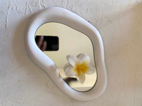 تصویر آینه دفرمه پینترستی 