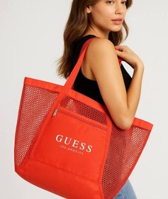 تصویر توت بگ از برند گس GUESS 