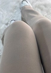 تصویر لگ زنانه مدل دمپا گشاد 