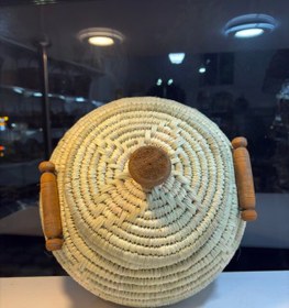 تصویر جابرنجی حصیری طرحدار دسته دار چوبی 