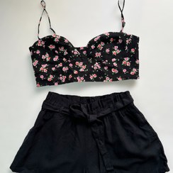 تصویر کراپ تاپ گل گلی سایز ۳۶ و ۴۰ 