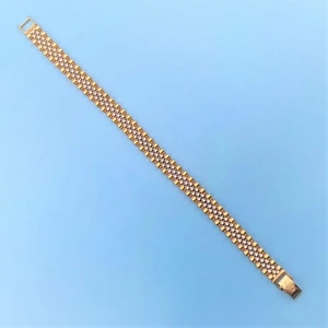 تصویر فروشگاه زر ساری