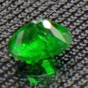 تصویر جواهر دمانتوئید D152 