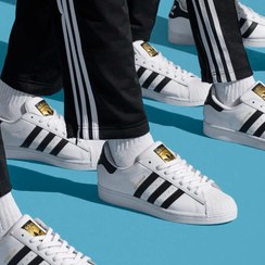 تصویر کتونی زنانه و مردانه آدیداس سوپر استار Adidas superstar white