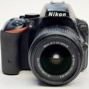 تصویر دوربین عکاسی نیکون دست دوم Nikon D5500 Kit AF-P 18-55mm f/3.5-5.6G VR(33000 شات) 