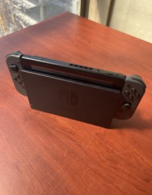 تصویر کنسول بازی استوک نینتندو nintendo switch به همراه دسته بازی 